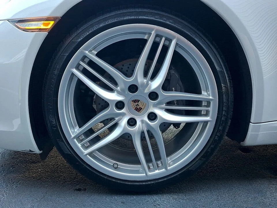 2014 Porsche 991 Carrera - Image 15 of 31