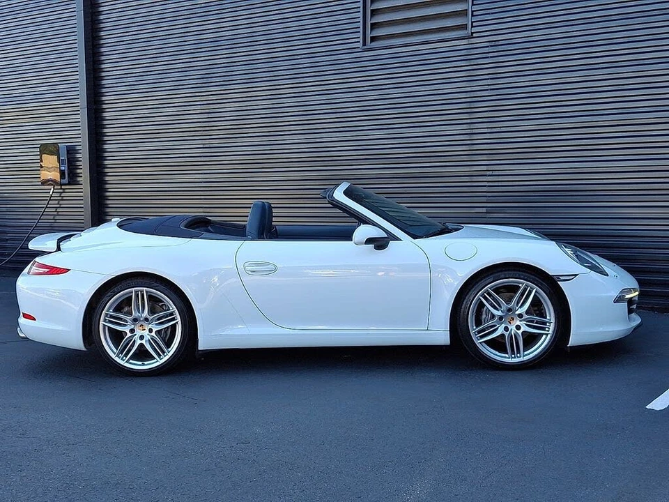 2014 Porsche 991 Carrera - Image 8 of 31