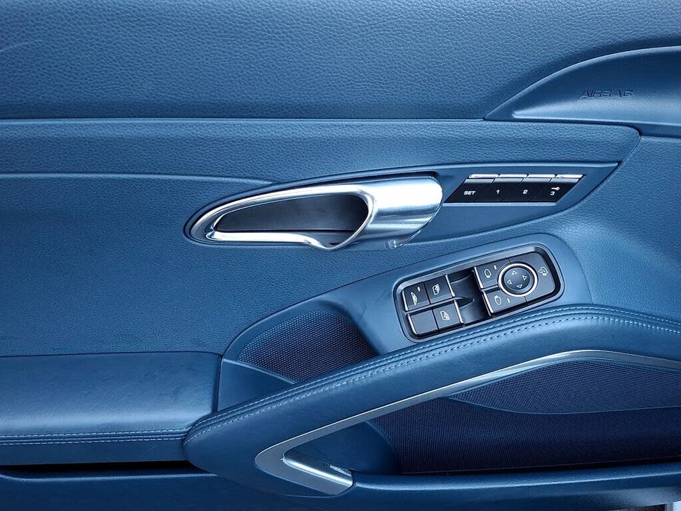 2014 Porsche 991 Carrera - Image 16 of 31