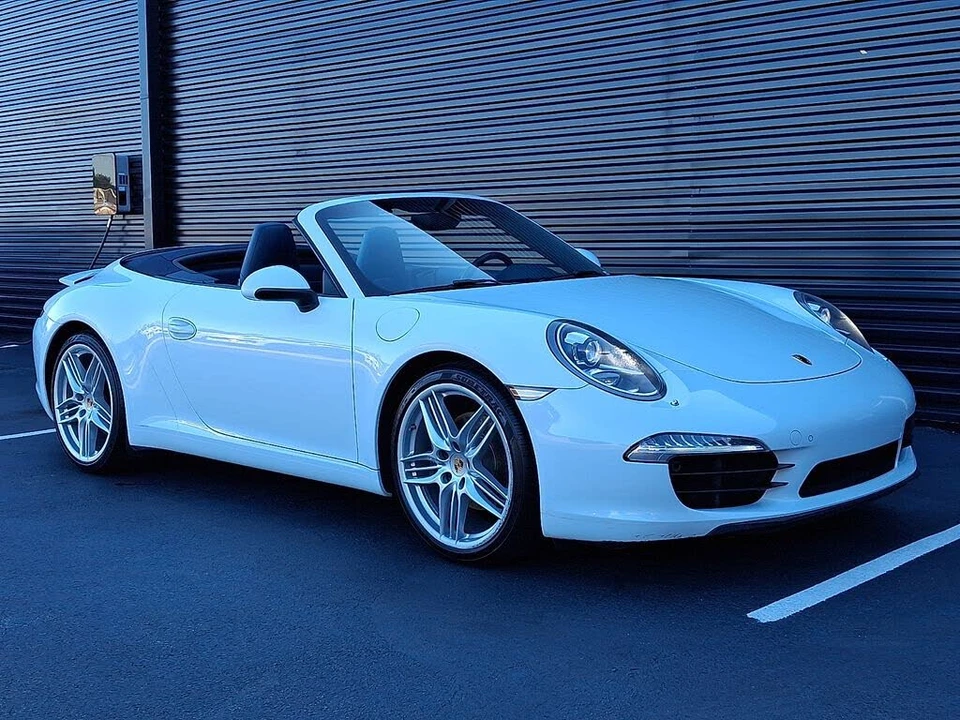 2014 Porsche 991 Carrera - Image 9 of 31