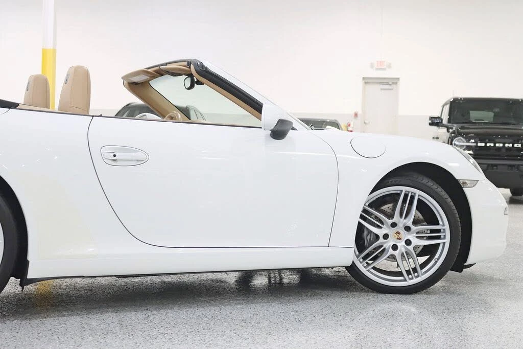 2014 Porsche 991 Carrera - Image 13 of 31