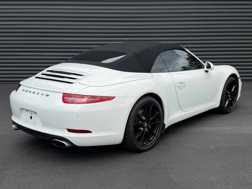 2014 Porsche 991 Carrera - Image 9 of 30