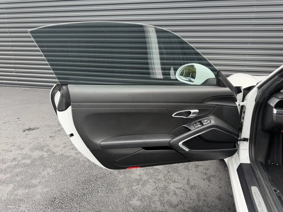 2014 Porsche 991 Carrera - Image 21 of 30
