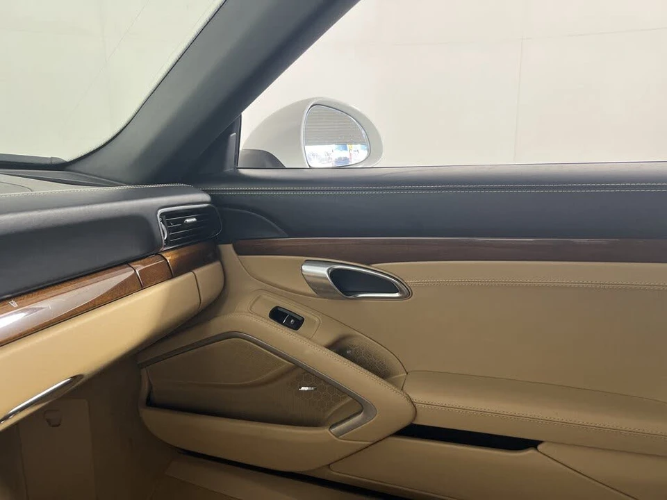 2014 Porsche 991 Carrera - Image 14 of 25