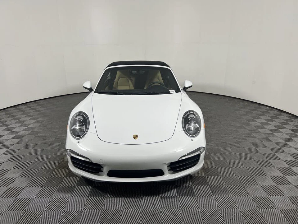 2014 Porsche 991 Carrera - Image 10 of 25