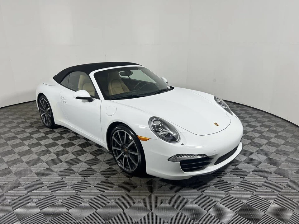 2014 Porsche 991 Carrera - Image 9 of 25