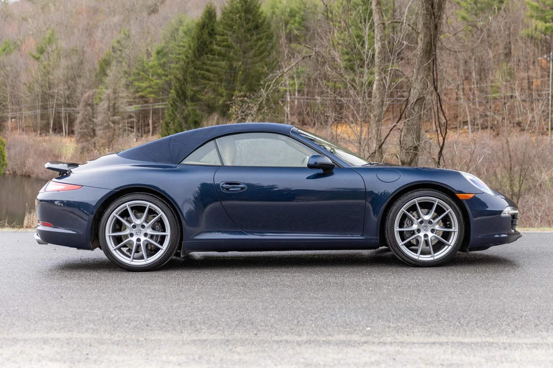 2014 Porsche 991 Carrera - Image 17 of 31