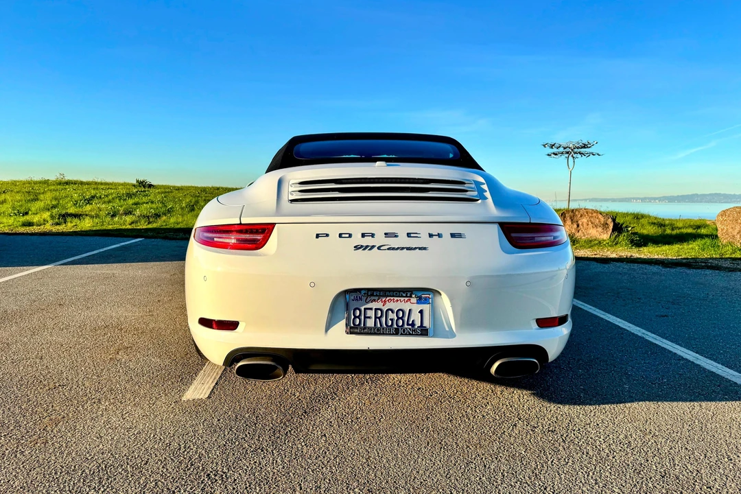 2014 Porsche 991 Carrera - Image 17 of 31