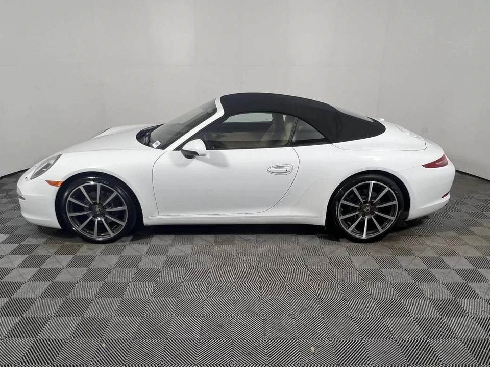2014 Porsche 991 Carrera - Image 2 of 5