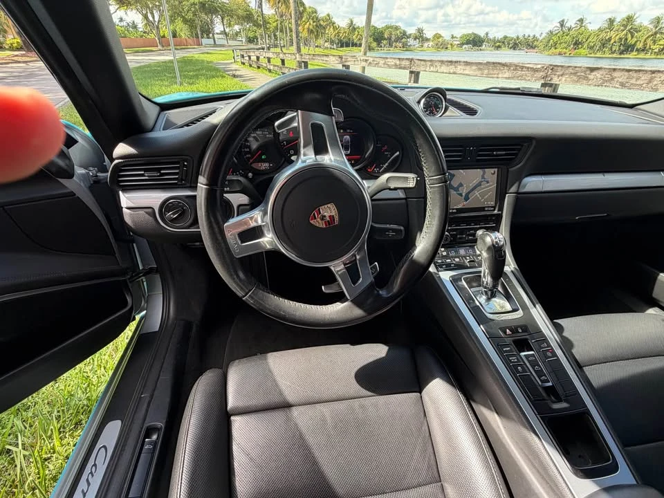 2014 Porsche 991 Carrera - Image 17 of 20