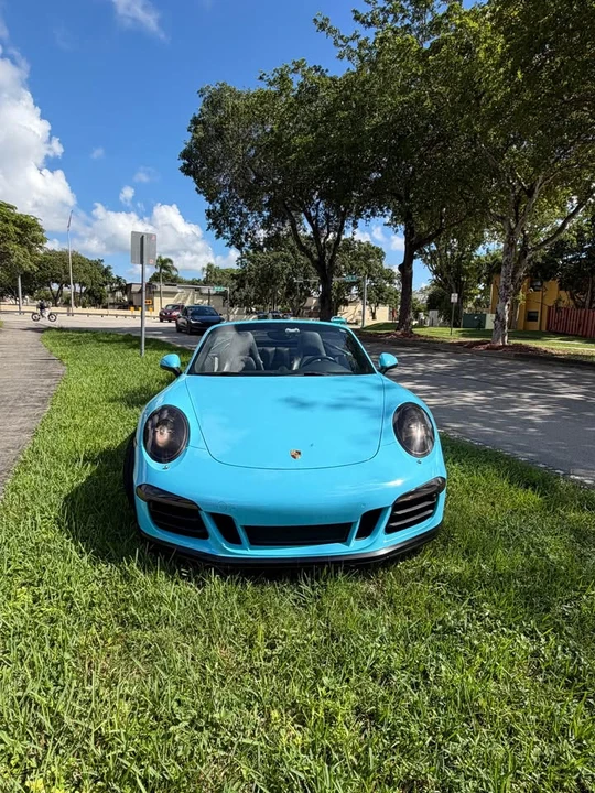2014 Porsche 991 Carrera - Image 16 of 20