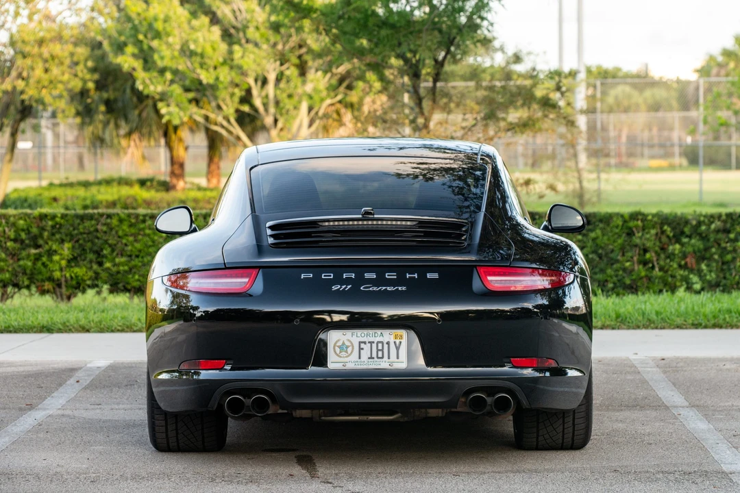 2014 Porsche 991 Carrera - Image 7 of 31