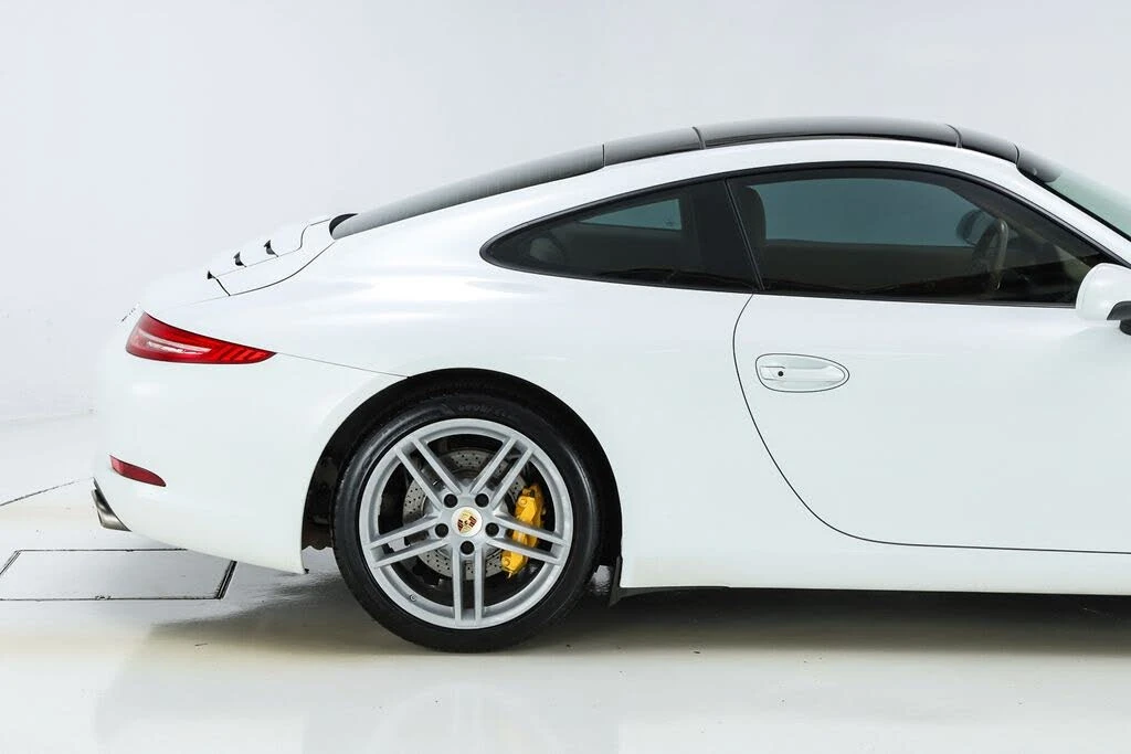 2014 Porsche 991 Carrera - Image 26 of 31