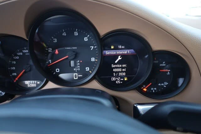 2014 Porsche 991 Carrera - Image 28 of 31