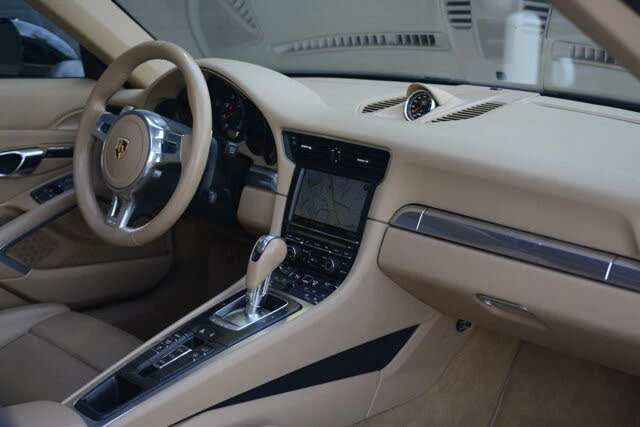 2014 Porsche 991 Carrera - Image 29 of 31