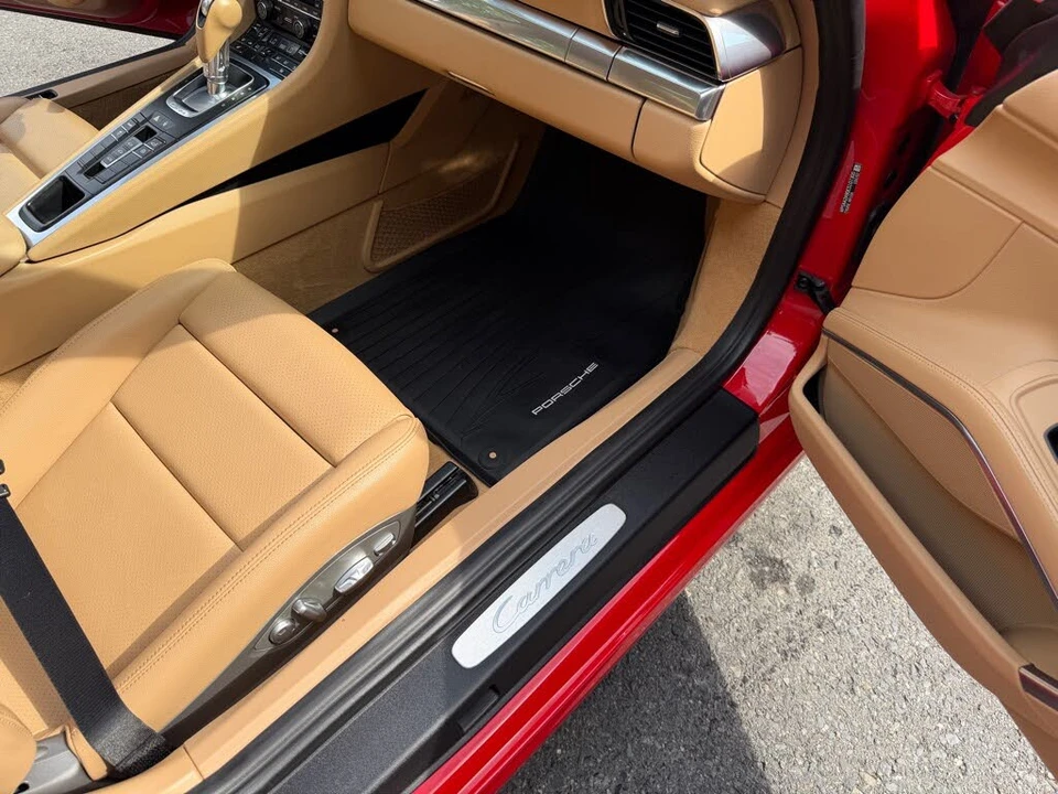 2014 Porsche 991 Carrera - Image 28 of 31