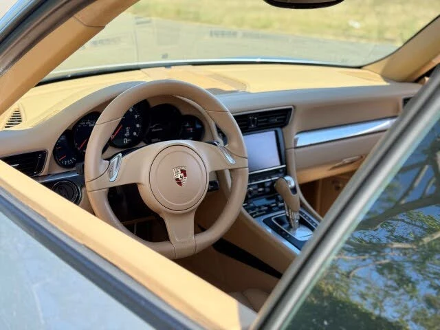 2014 Porsche 991 Carrera - Image 18 of 30