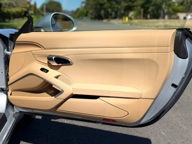 2014 Porsche 991 Carrera - Image 25 of 30