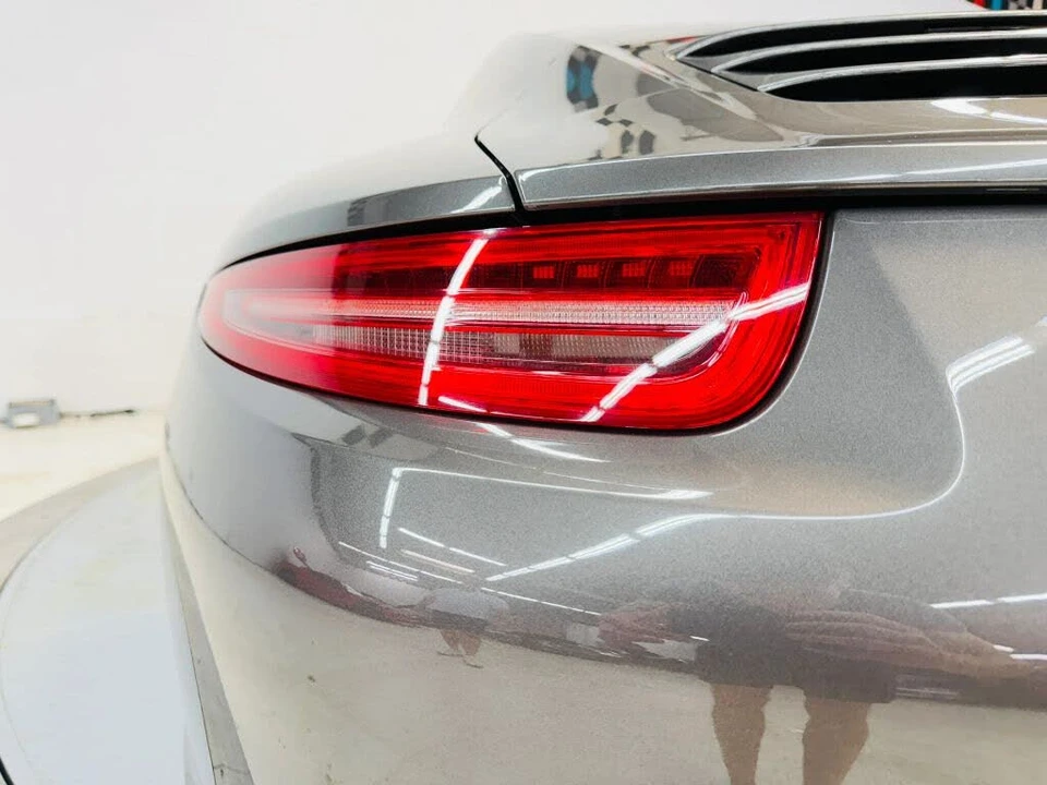 2014 Porsche 991 Carrera - Image 29 of 31