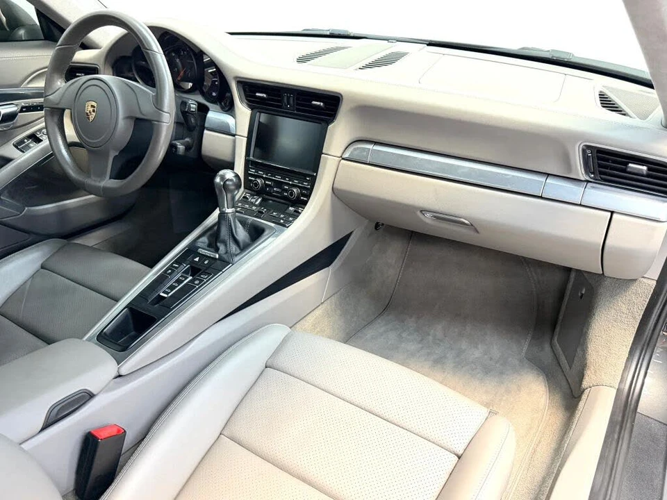 2014 Porsche 991 Carrera - Image 15 of 31