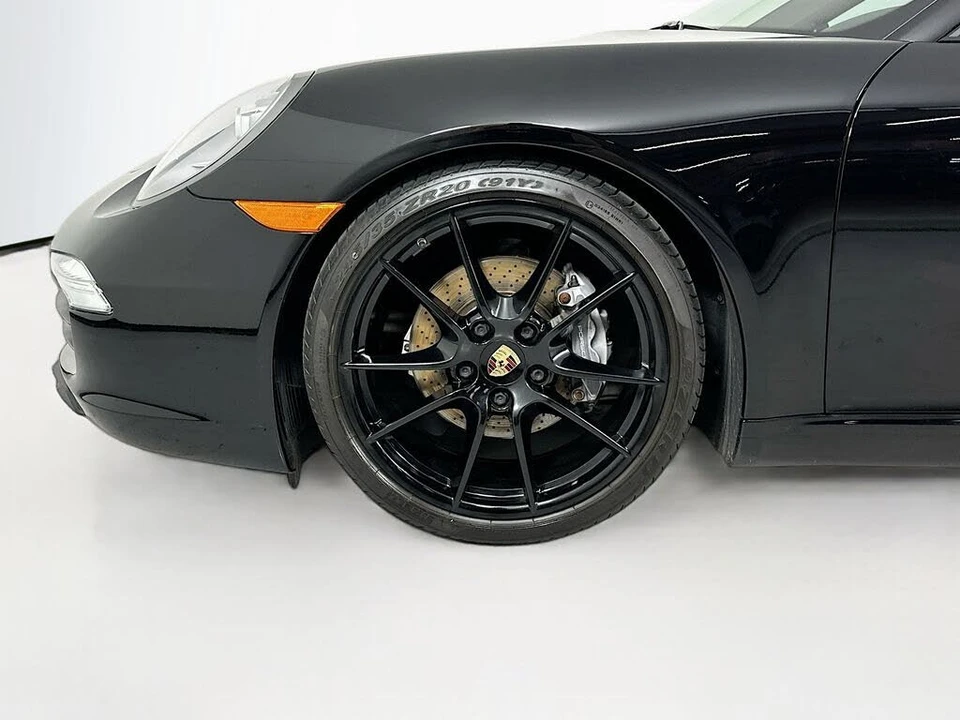 2014 Porsche 991 Carrera - Image 16 of 17