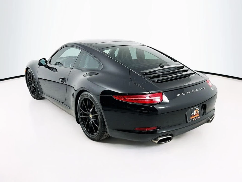 2014 Porsche 991 Carrera - Image 8 of 17