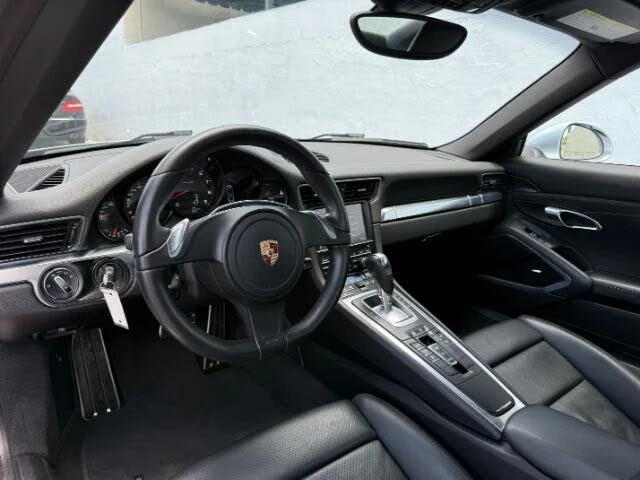 2014 Porsche 991 Carrera - Image 9 of 21