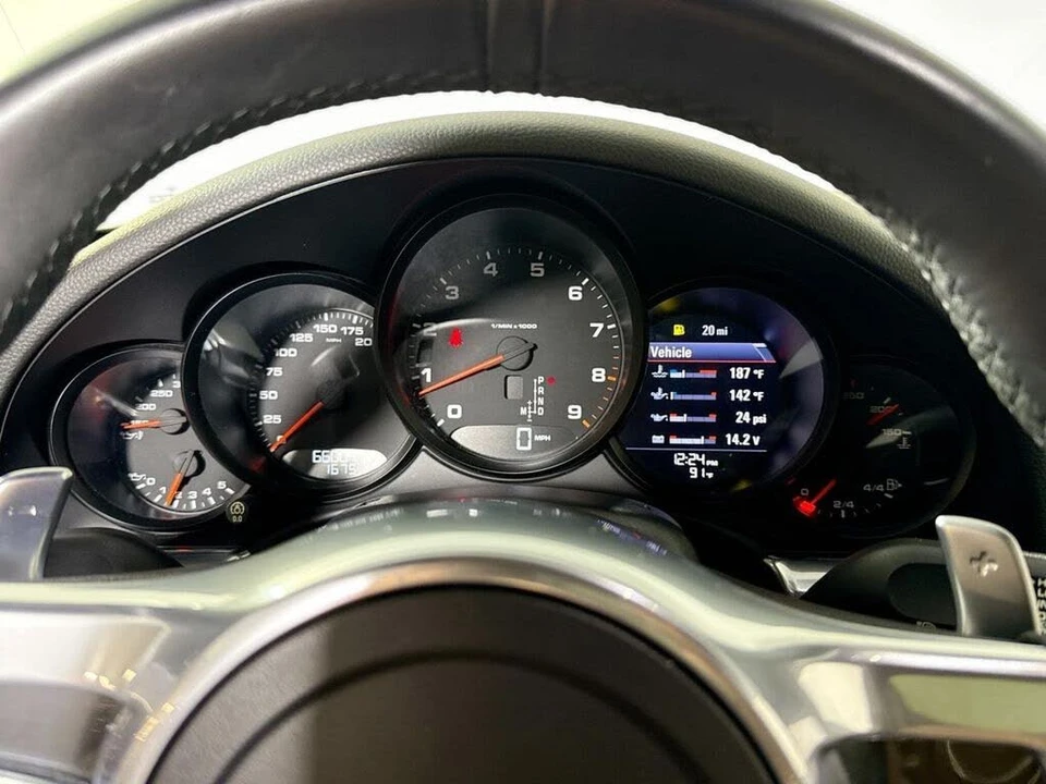 2014 Porsche 991 Carrera - Image 13 of 29