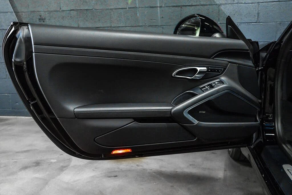 2014 Porsche 991 Carrera - Image 24 of 27
