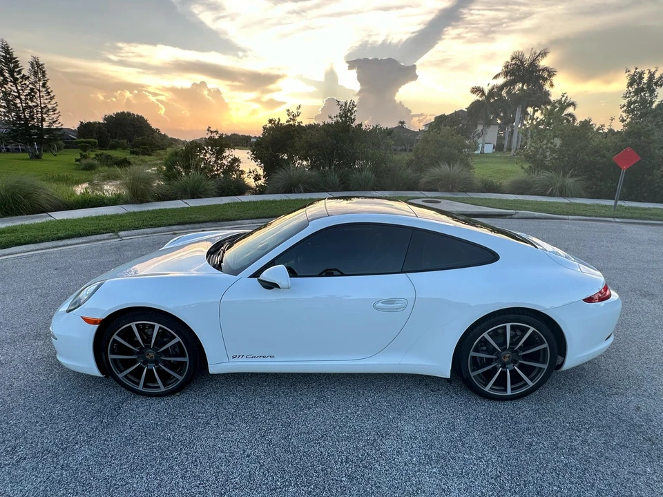 2014 Porsche 991 Carrera - Image 10 of 31