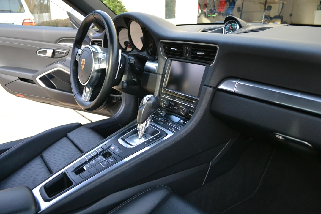 2014 Porsche 991 Carrera - Image 9 of 12