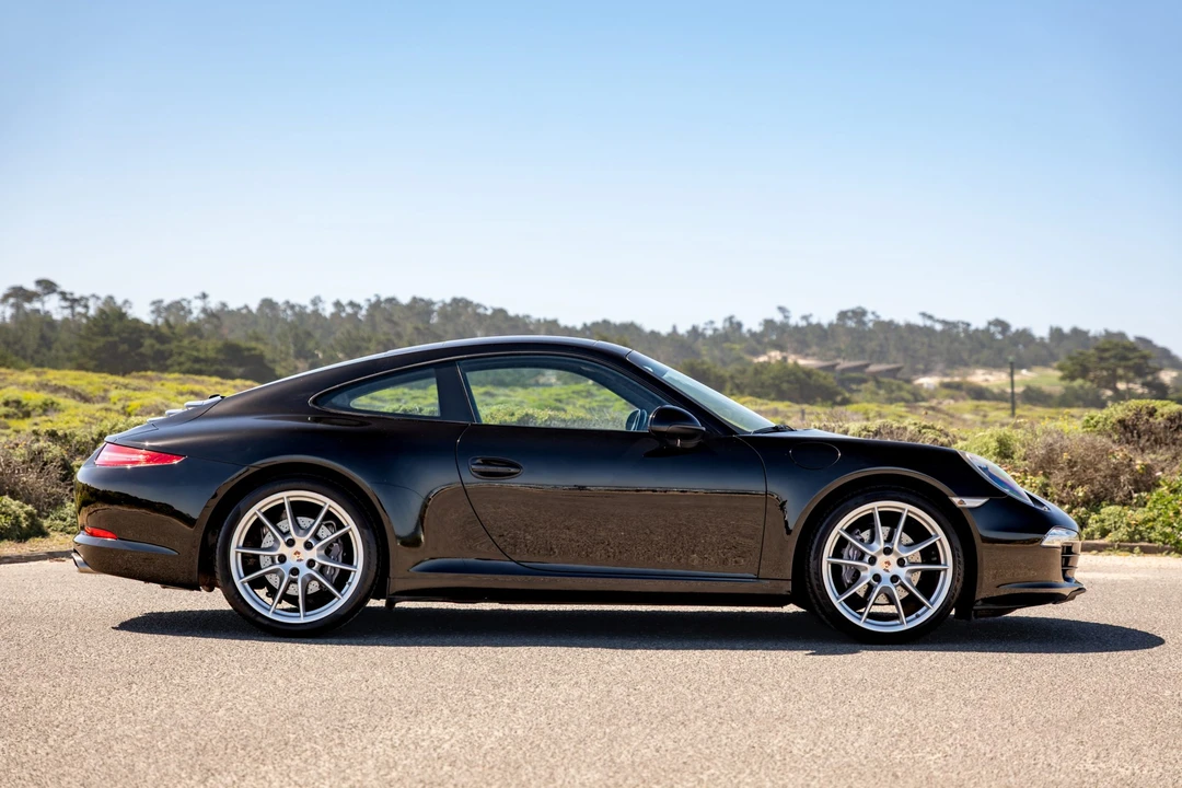 2014 Porsche 991 Carrera - Image 28 of 31