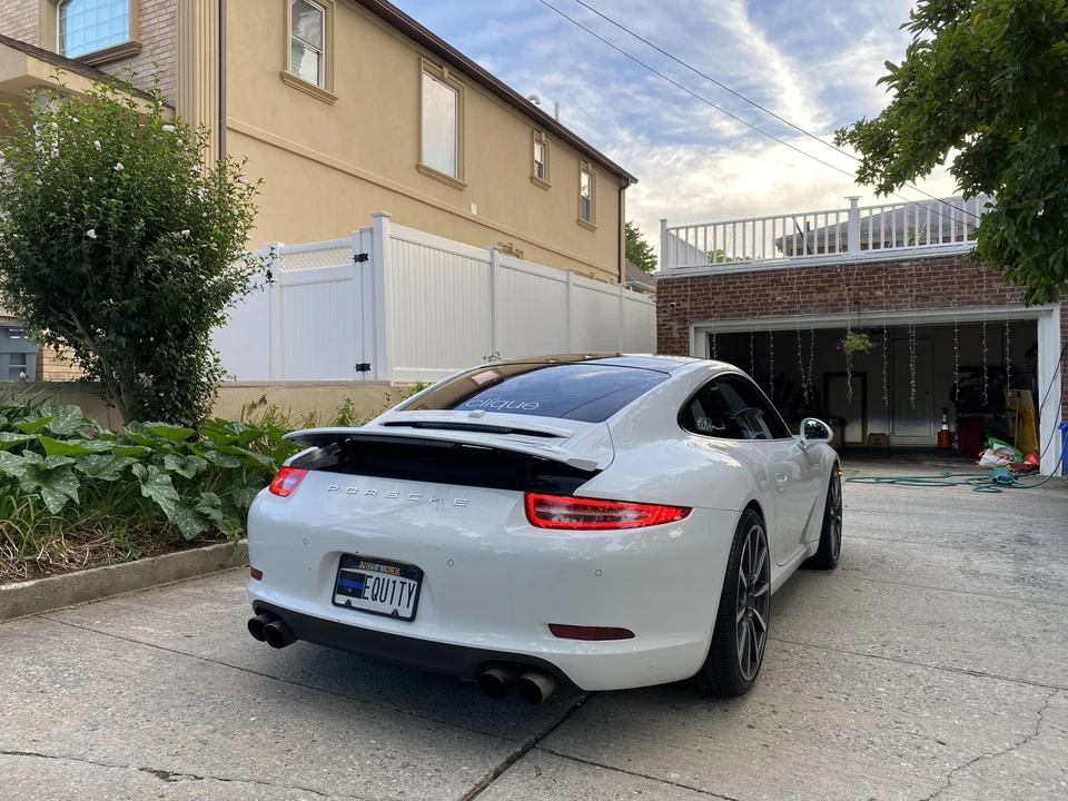 2014 Porsche 991 Carrera - Image 24 of 31