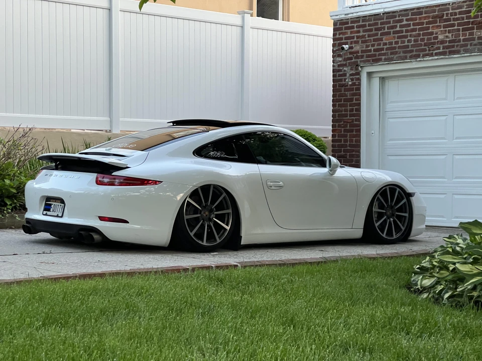 2014 Porsche 991 Carrera - Image 28 of 31