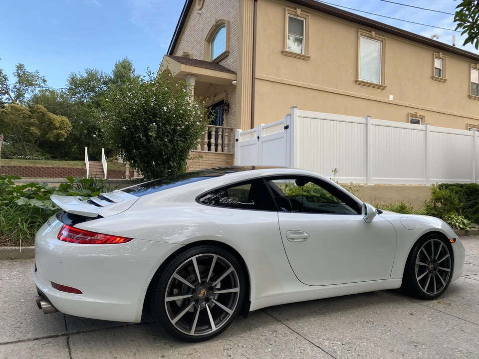 2014 Porsche 991 Carrera - Image 29 of 31