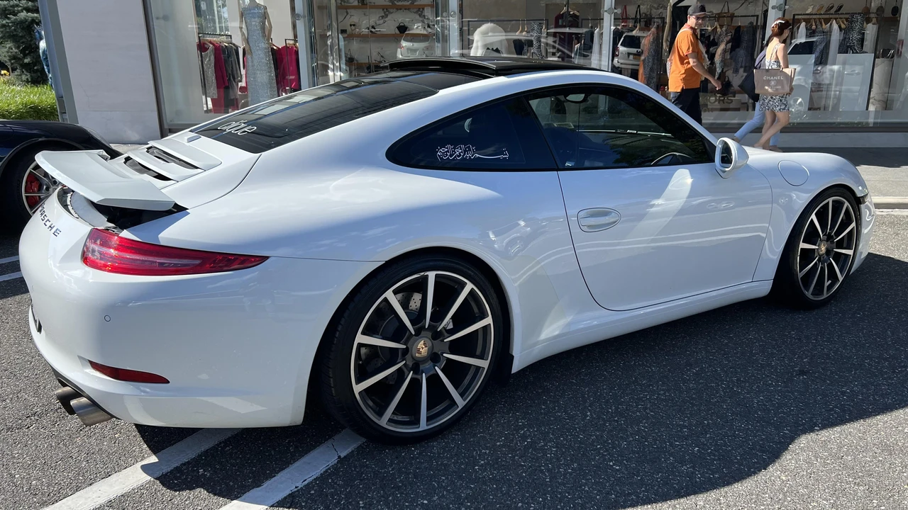 2014 Porsche 991 Carrera - Image 27 of 31