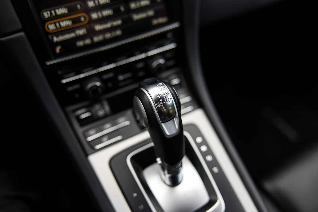 2014 Porsche - Image 23 of 24
