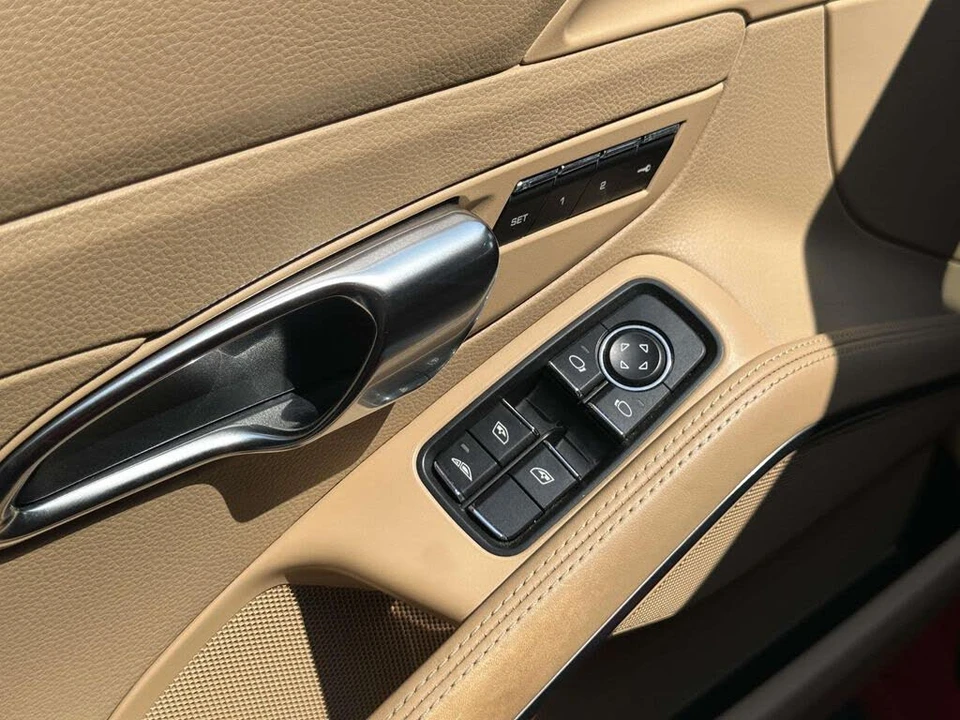 2014 Porsche 991 Carrera S - Image 16 of 28