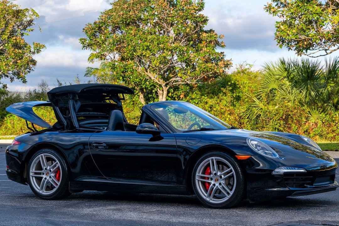 2014 Porsche 991 Carrera S - Image 17 of 31