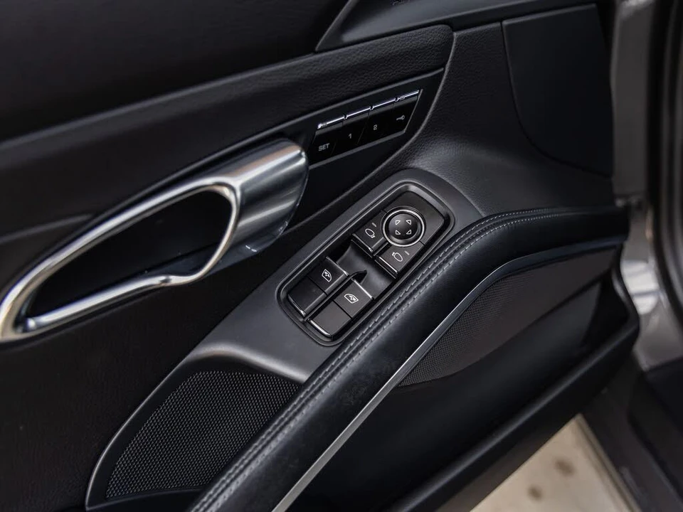 2014 Porsche 991 Carrera S - Image 27 of 31