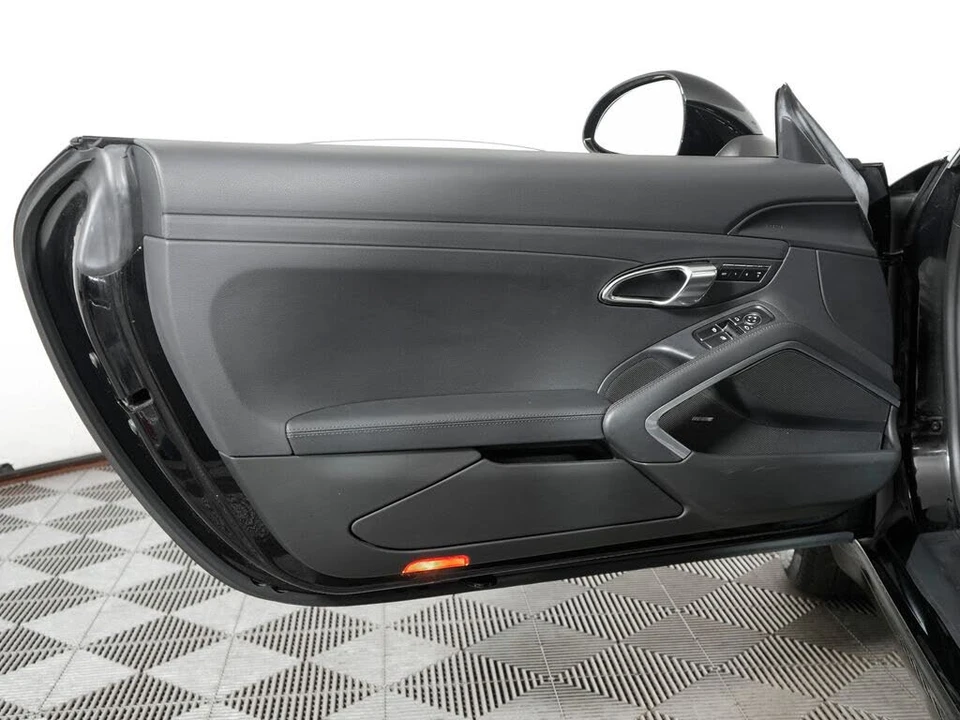 2014 Porsche 991 Carrera S - Image 19 of 31