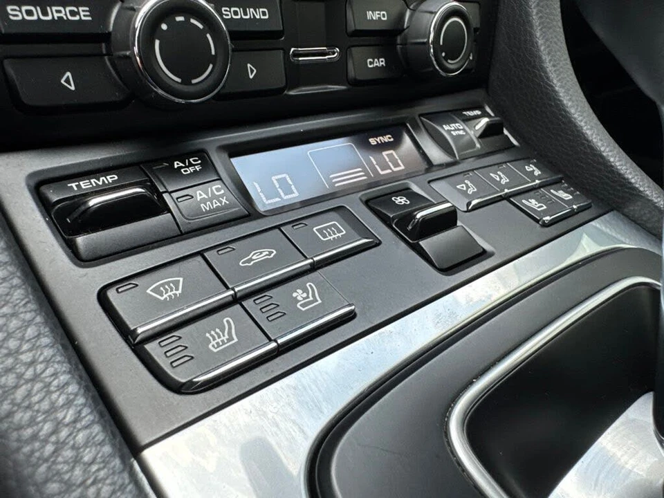 2014 Porsche 991 Carrera S - Image 24 of 31