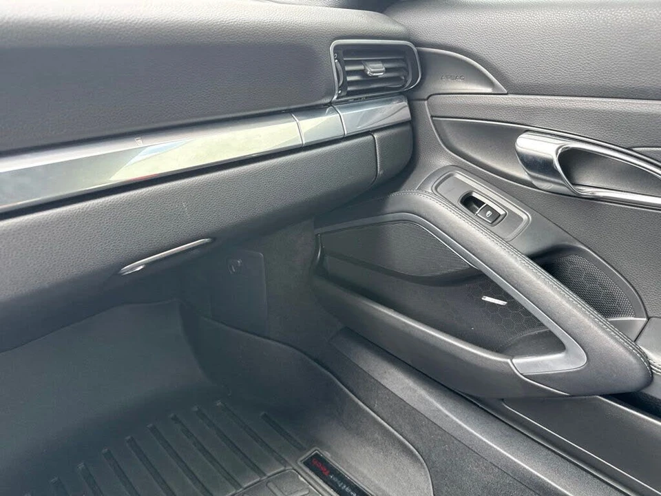 2014 Porsche 991 Carrera S - Image 27 of 31