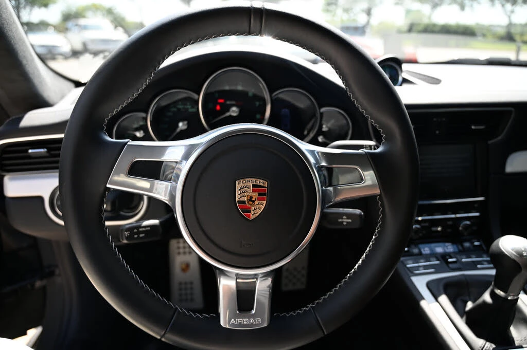 2014 Porsche 991 Carrera S - Image 26 of 31
