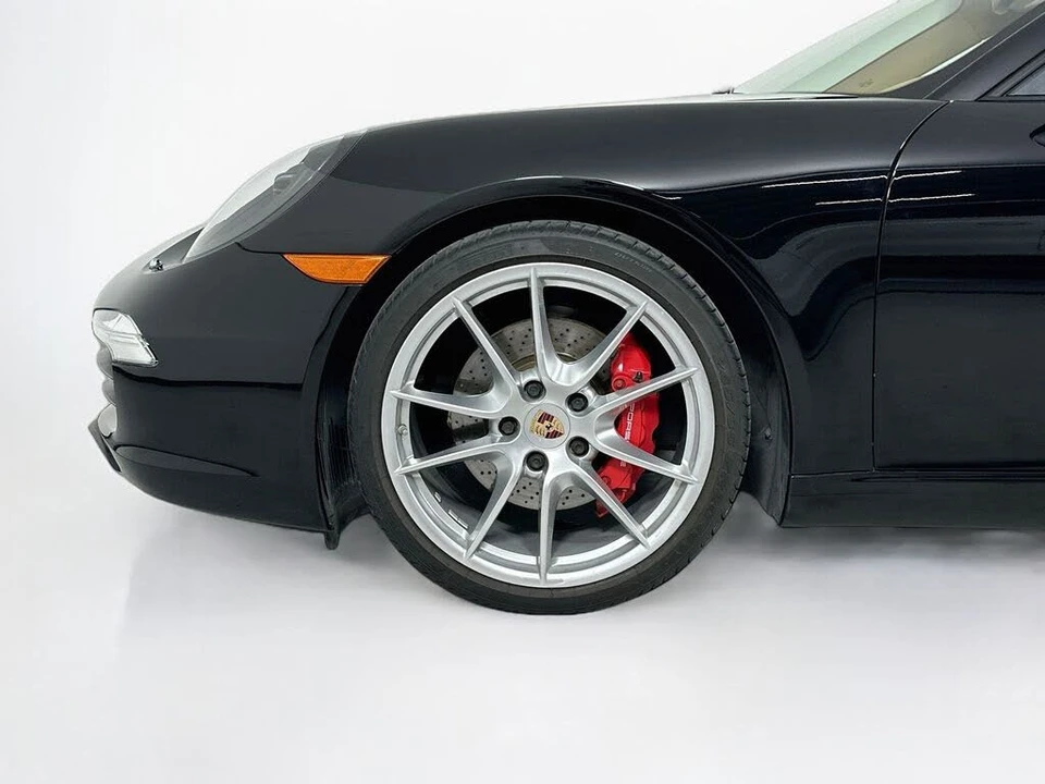 2014 Porsche 991 Carrera S - Image 16 of 17