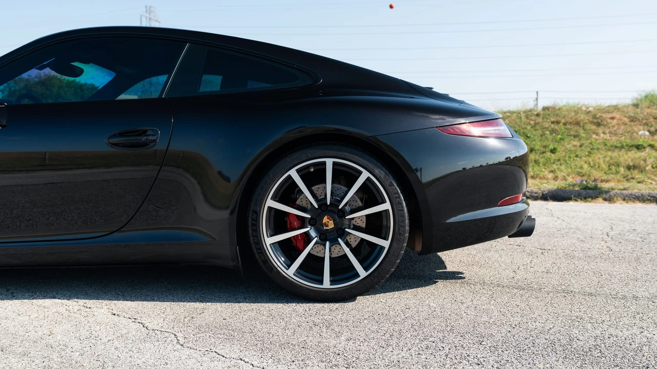 2014 Porsche 991 Carrera S - Image 10 of 31