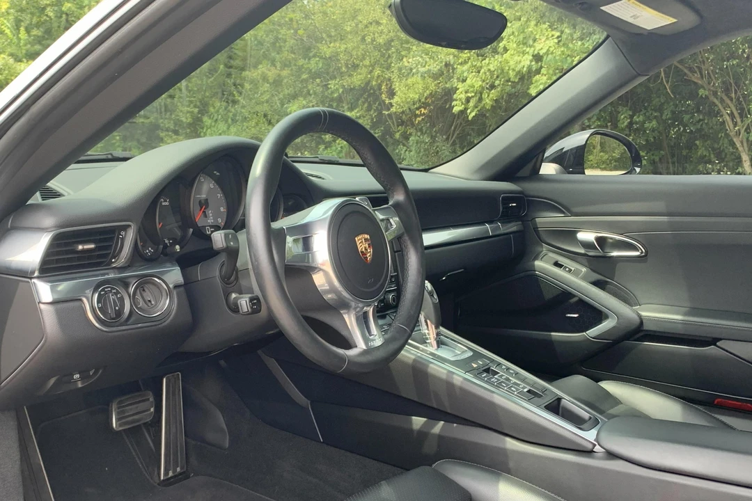 2014 Porsche 991 Carrera S - Image 29 of 31