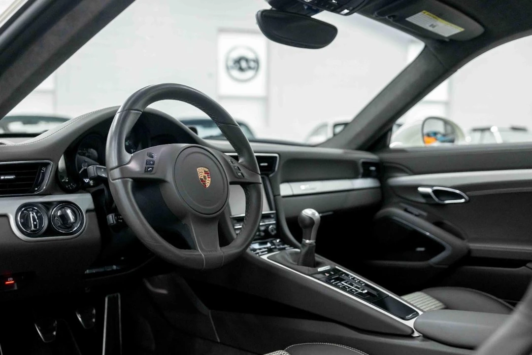 2014 Porsche 991 Carrera S - Image 2 of 31