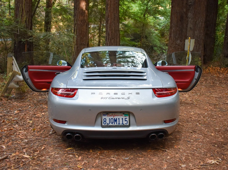 2014 Porsche 991 Carrera S - Image 17 of 31