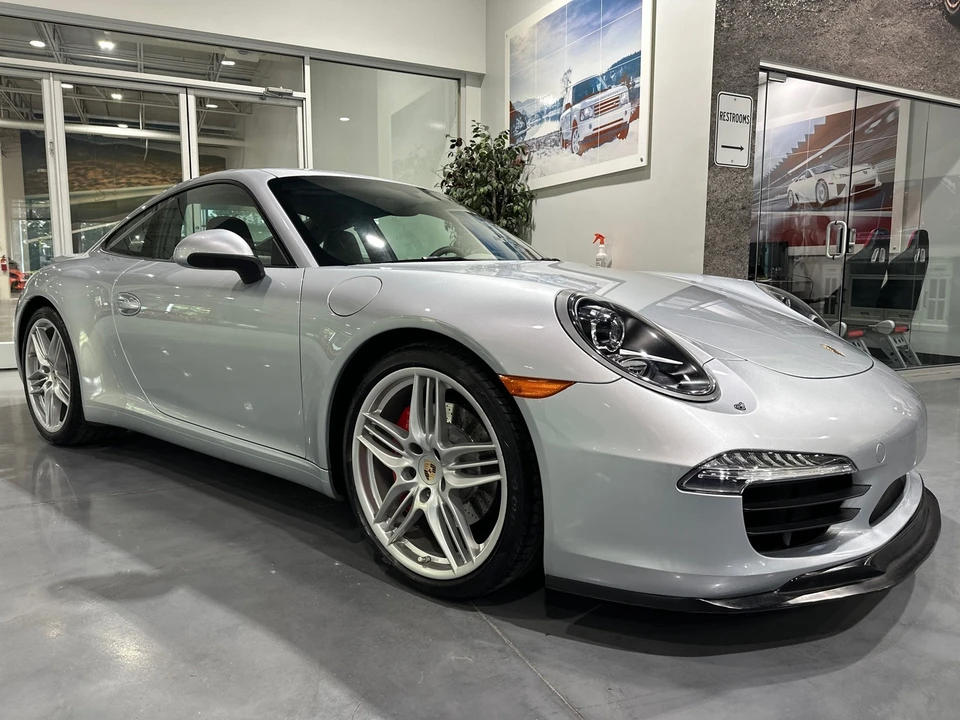 2014 Porsche 991 Carrera S - Image 19 of 31